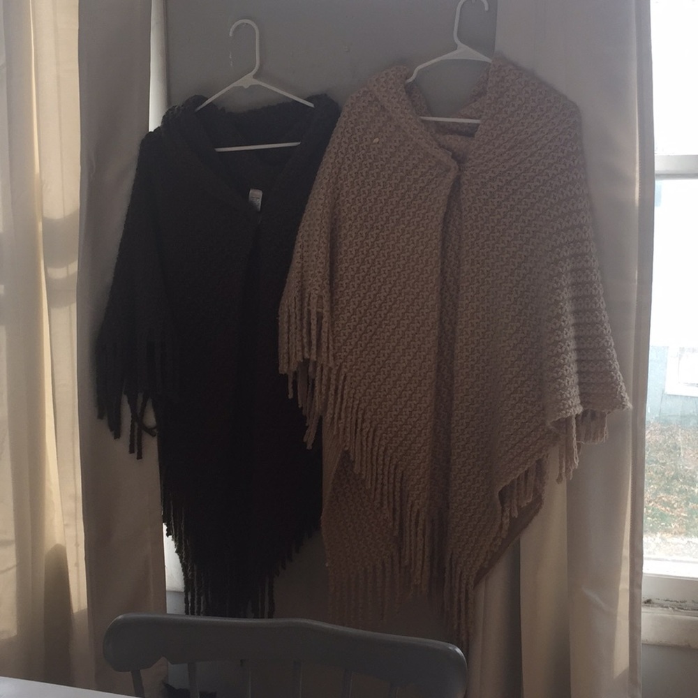 Beige and olive green shawl